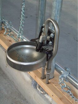 Drinkbak model 1200 3/4" messing